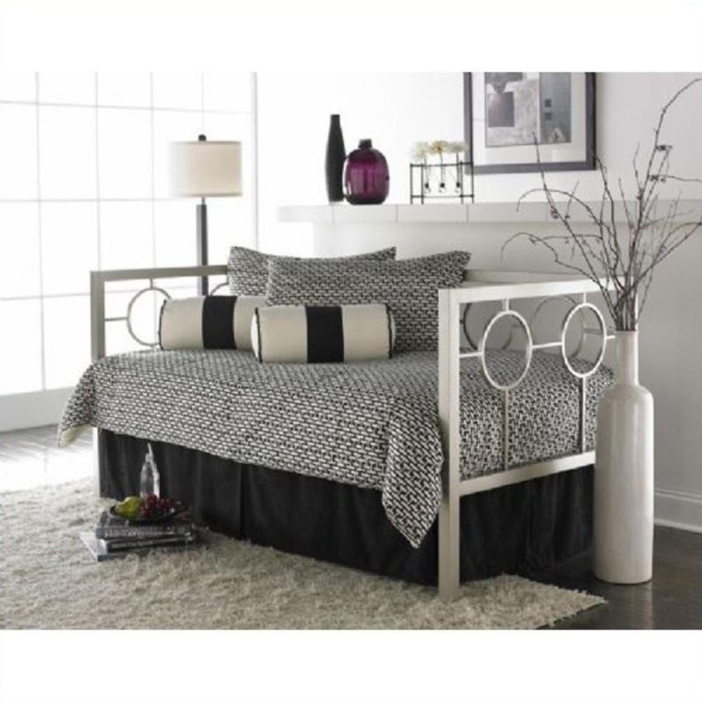 Fashion Bed 39" Astoria Daybed with Link Spring - Champagne