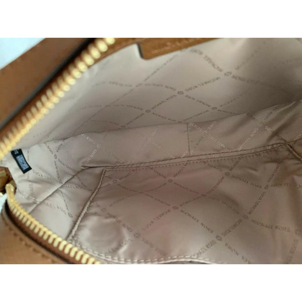 Michael Kors Women's Jet Set Item East West Cross-body HANDBAG ( Large  Vanilla 2019) : : Fashion