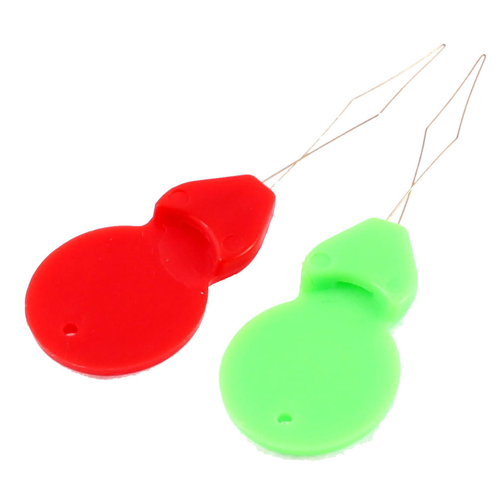 Unique Bargains 2pc. Bow Wire Sewing Needle Threaders Green and Red