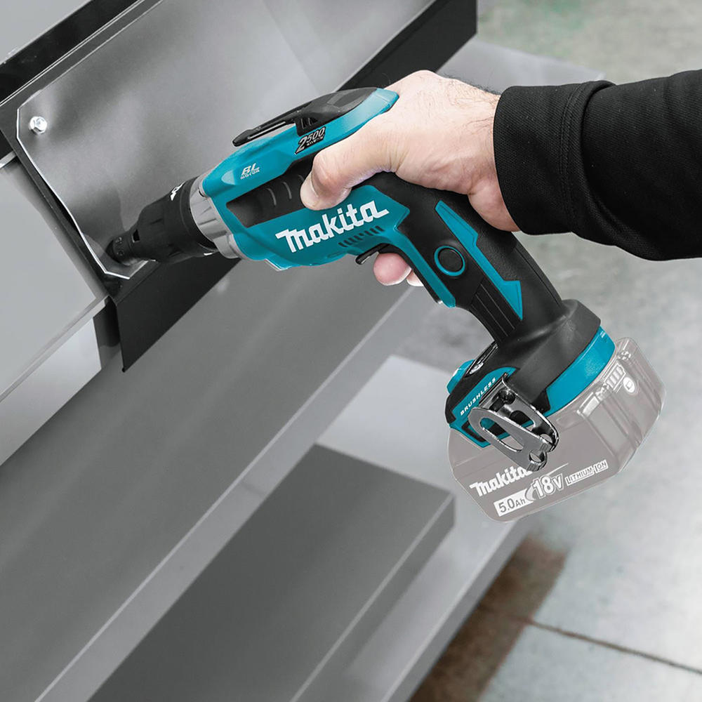 Makita XSF05Z 18V LXT 2,500 RPM Cordless Lithium-Ion Brushless Screwdriver (Tool Only)
