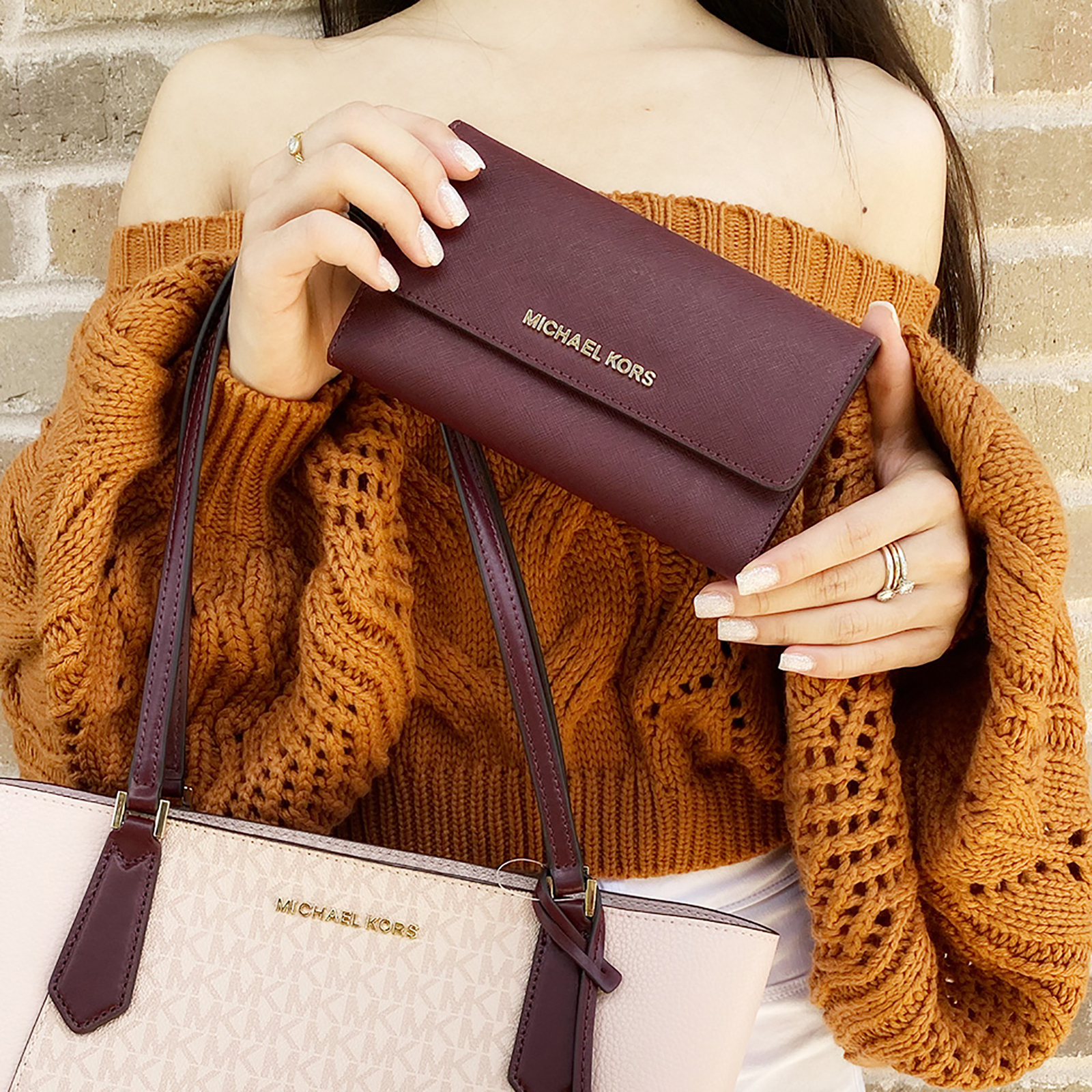 Michael Kors Jet Set Travel Wallet/Large Phone Wristlet in Merlot! Gently Used!! Michael Kors Jet Set Travel Wallet/Large Phone Wristlet in  main image 2