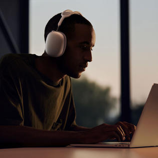 Apple MGYL3AM/A AirPods Max - Sky Blue