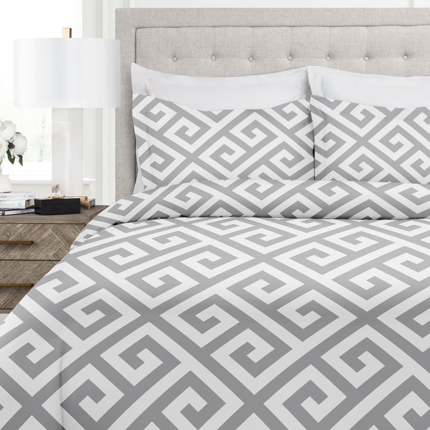 Italian Collection 3 Piece Duvet Cover Set with Greek Key Pattern by iEnjoy Home