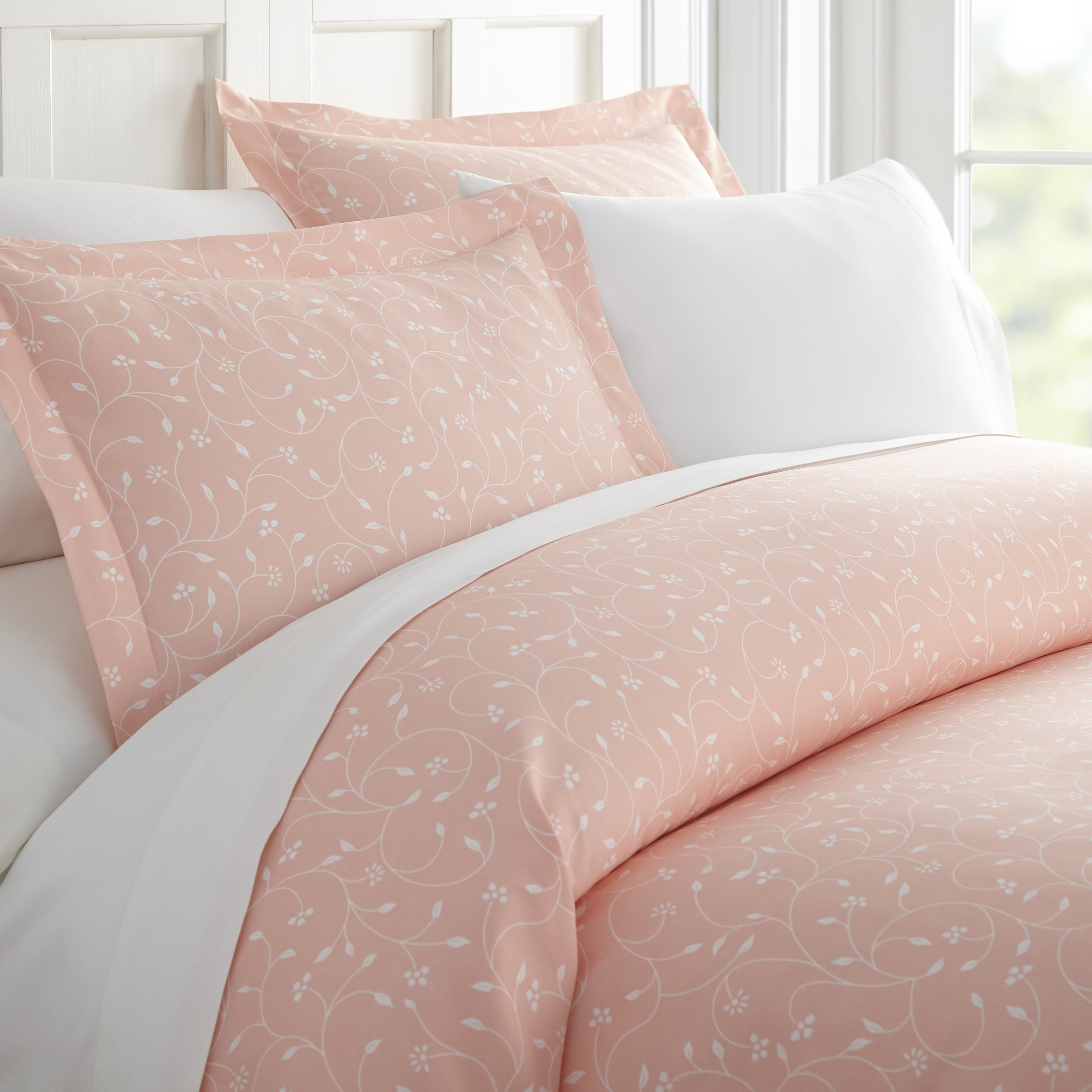 ienjoy Home Premium Ultra Soft Pink Buds Pattern 3 Piece Duvet Cover Set