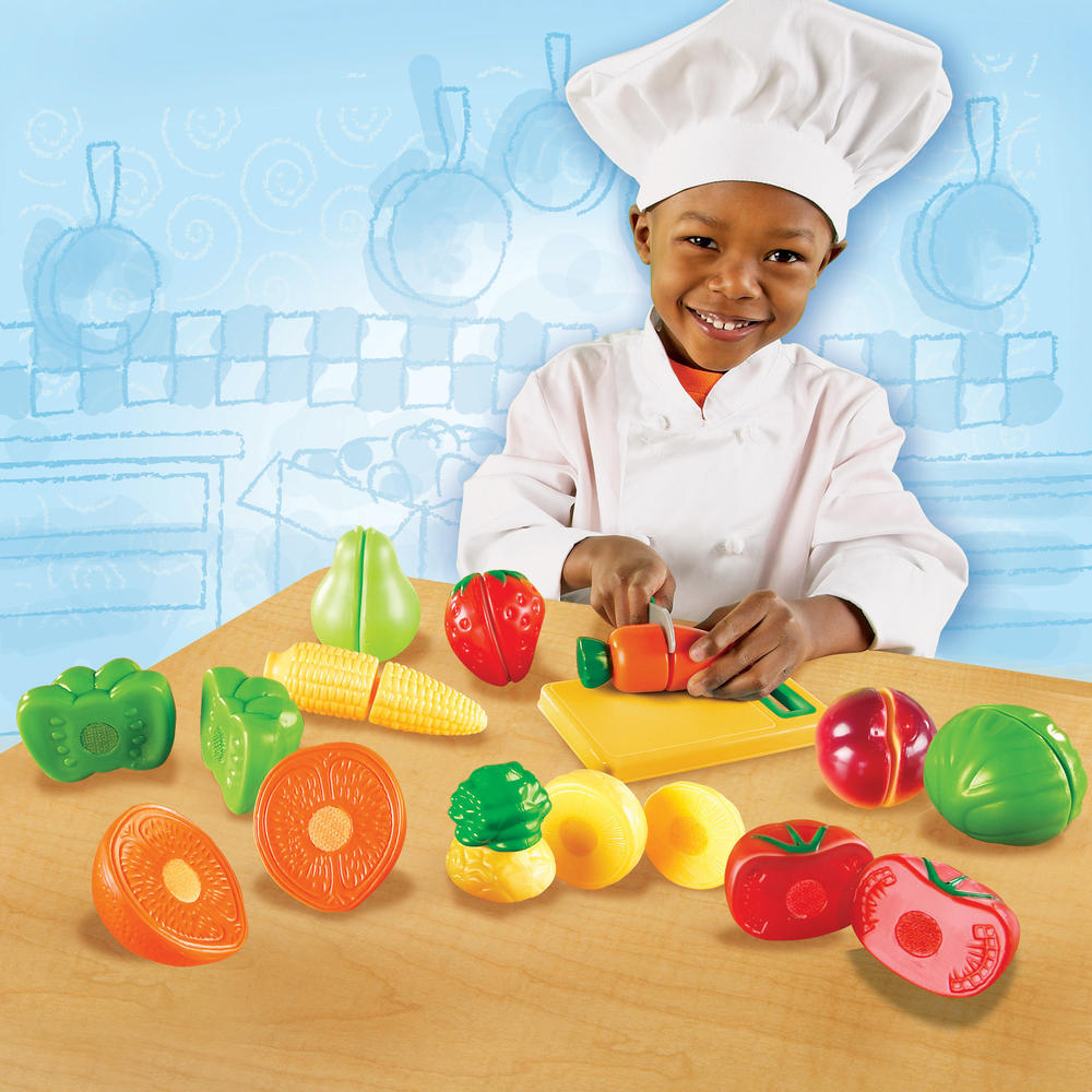 Learning Resources Pretend & Play&#174; Sliceable Fruits & Veggies
