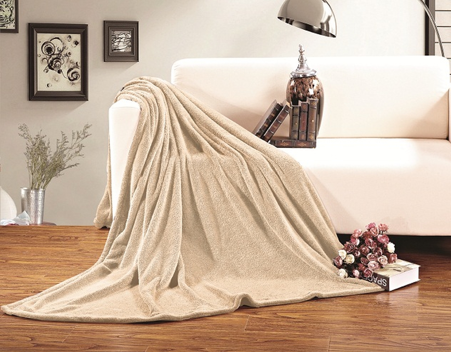 Elegant Comfort All Season Micro-Fleece Hypoallergenic Flannel Blanket