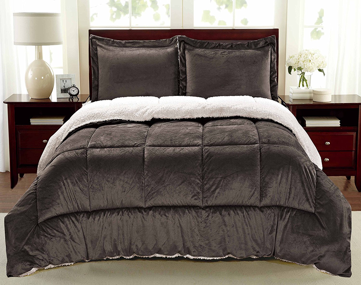 Elegant Comfort Micromink Reversible Down Alternative 3-Piece Comforter set