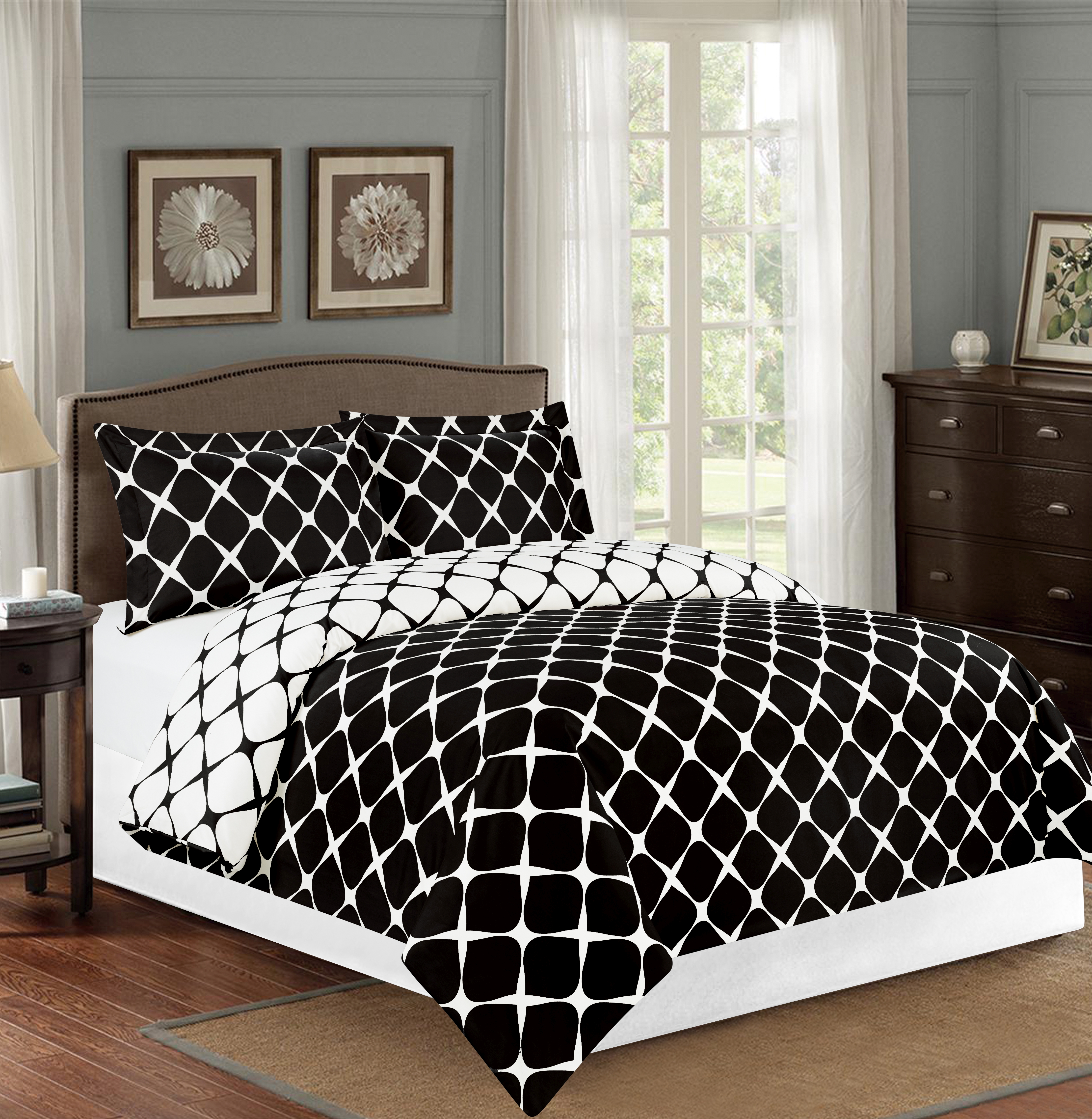 Elegant Comfort Reversible 3 Piece Bloomingdale Duvet Cover Set
