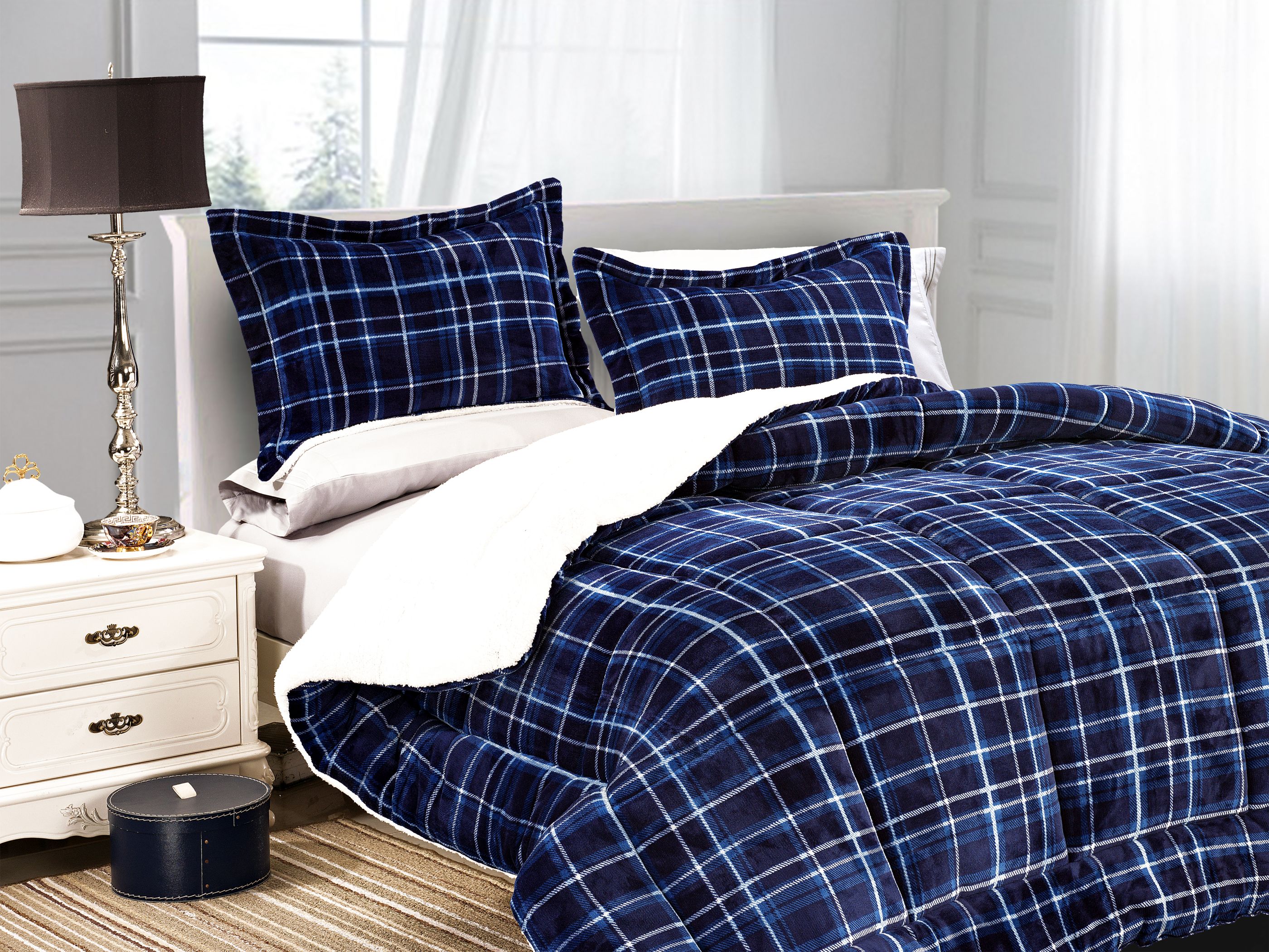 Elegant Comfort Micromink Reversible Down Alternative 3-Piece Comforter set - Plaid, Size: Full/Queen, Black Elegant Comfort Micromink Reversible Down Alternative 3-Piece Comforter set - Plaid, Size: Full/Queen, Black