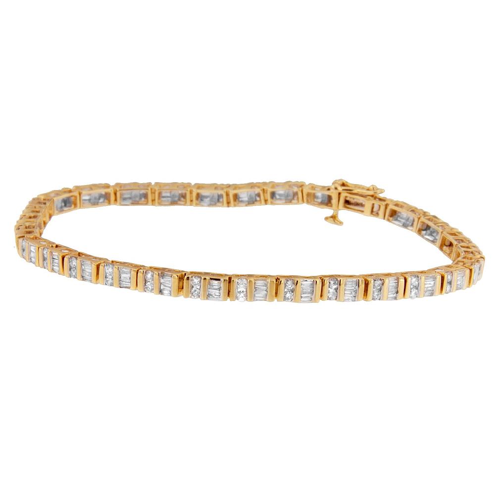 14K Yellow Gold 2ct. TDW Round and Baguette-cut Diamond Bracelet (H-I,SI2-I1)