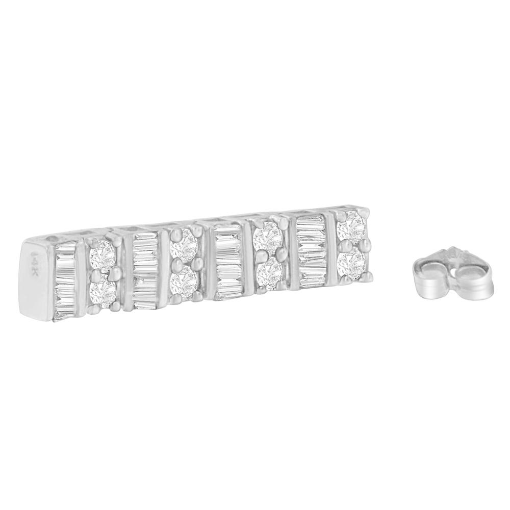 14K White Gold 1.3 ct. TDW Round And Baguette-cut Diamonds Earrings (H-I,SI2-I1)