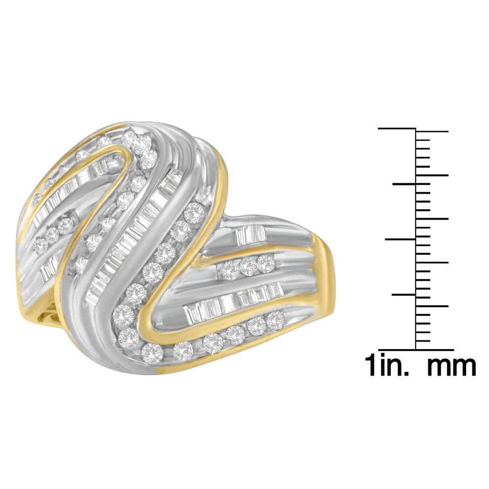 10K Yellow gold 0.5 CTTW Round and Baguette Cut Diamond Ring(I-J, I2-I3)
