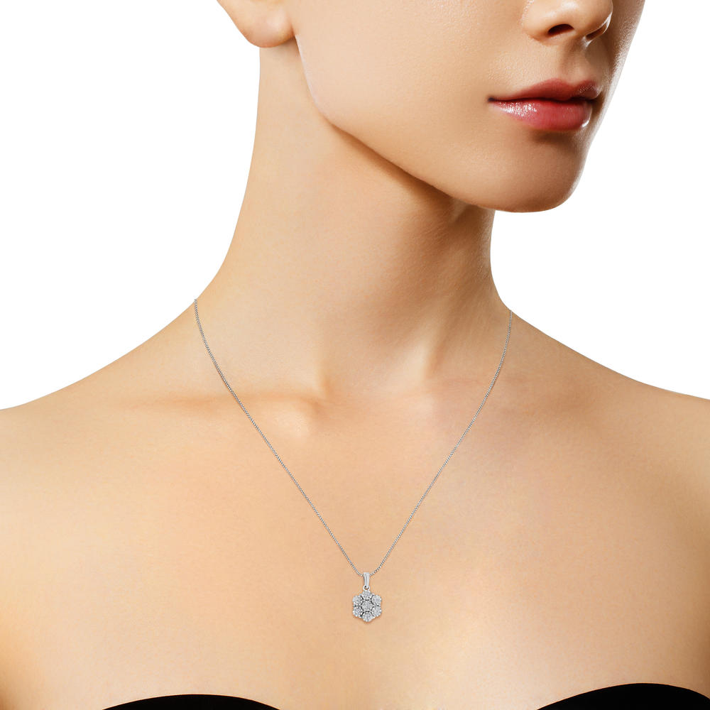 Sterling-Silver 1/5ct TDW Diamond Flower Pendant Necklace (I-J, I1-I2)