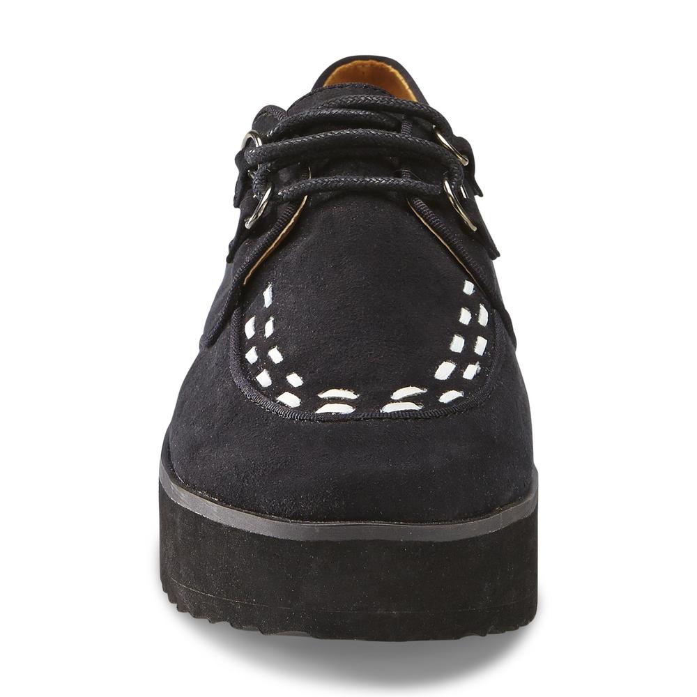 Qupid Women's Tiki Black/White Creeper Shoe