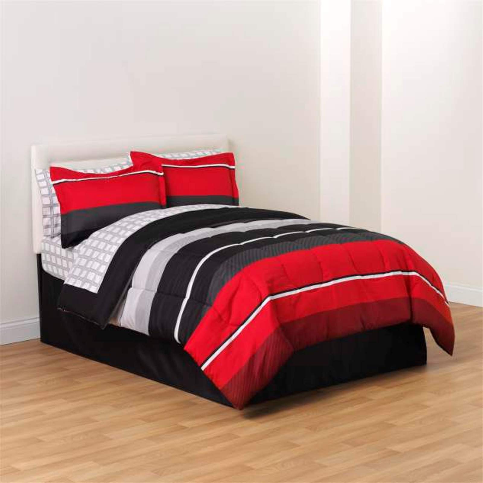 black and red full.size comforter