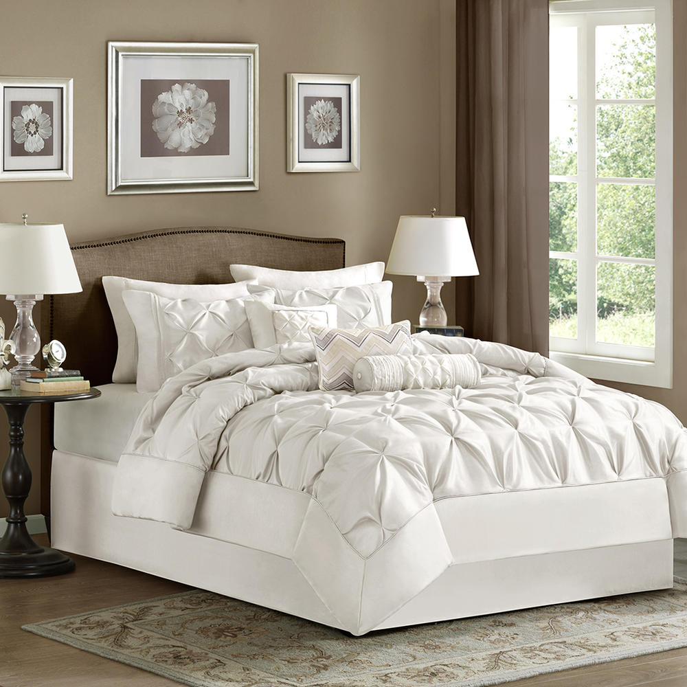 Madison Classics Piedmont 7 Piece Comforter Set in White