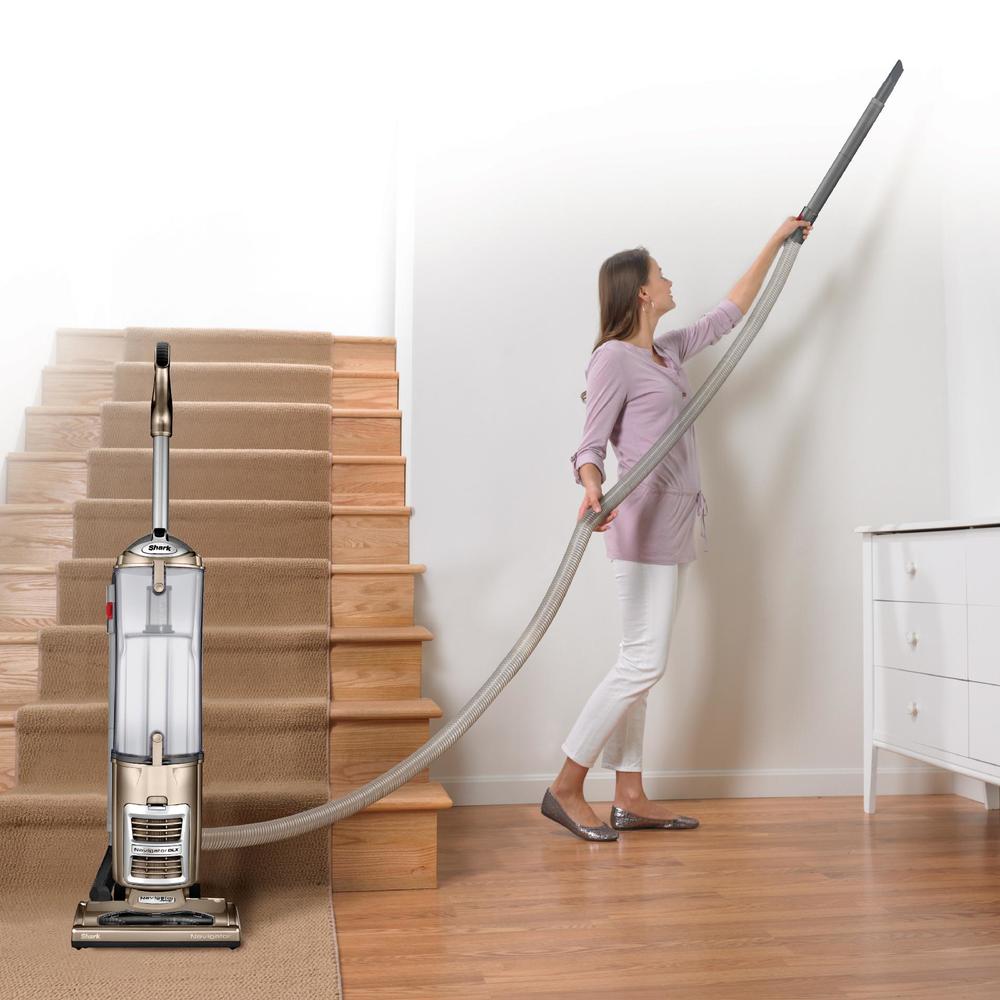 Shark NV70 Navigator DLX Upright Vacuum