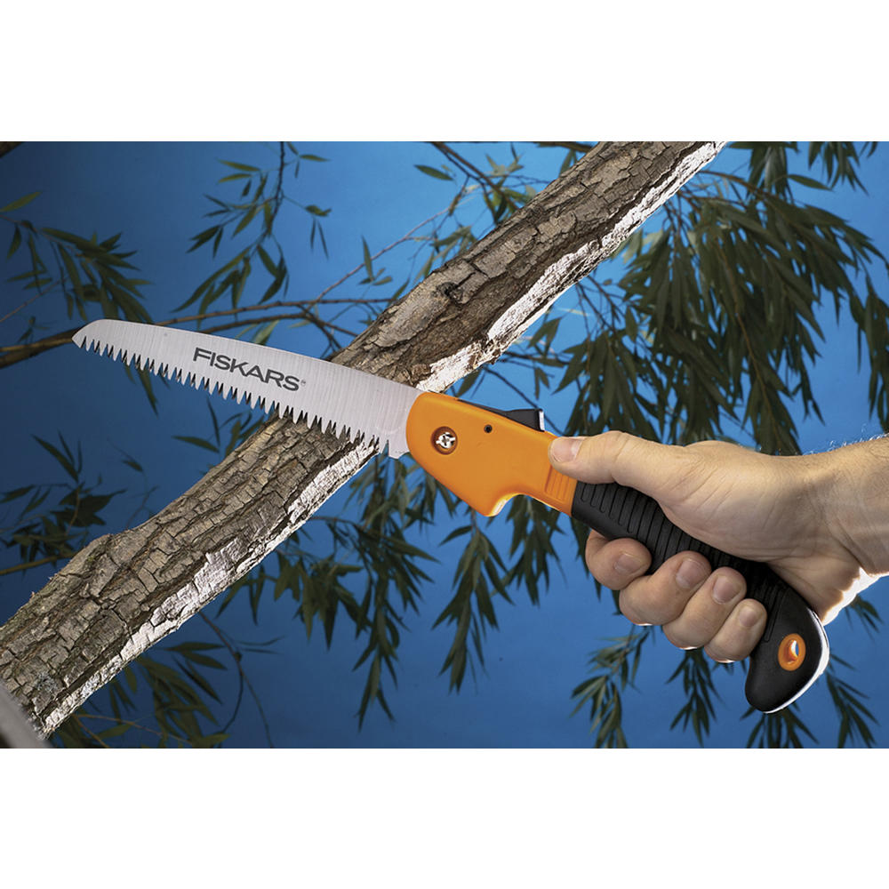 Fiskars 93687398 Saw, Folding Pruning, 7 Inch Blade, 1 saw