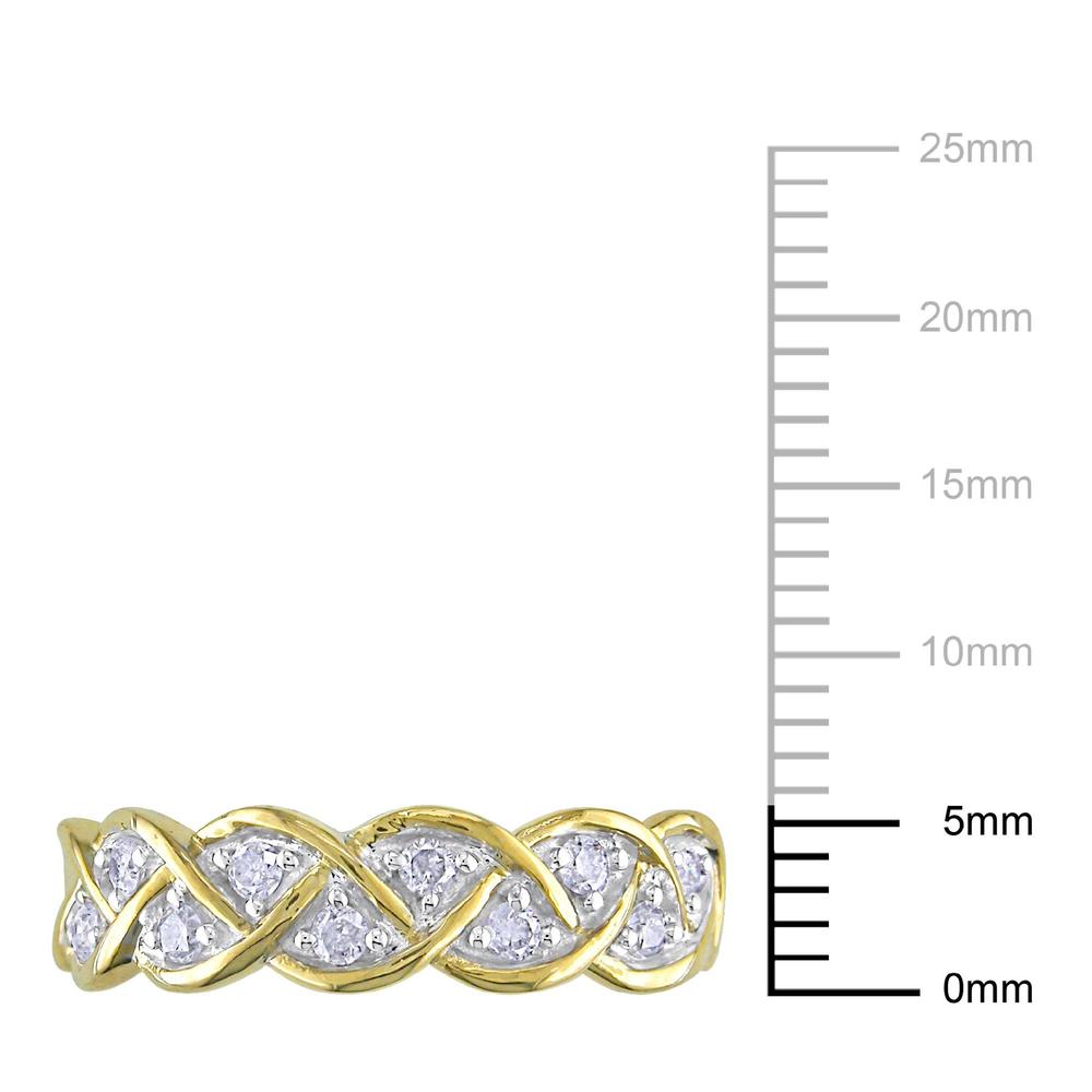 10k Yellow Gold 0.25 CTTW Diamond Infinity Ring