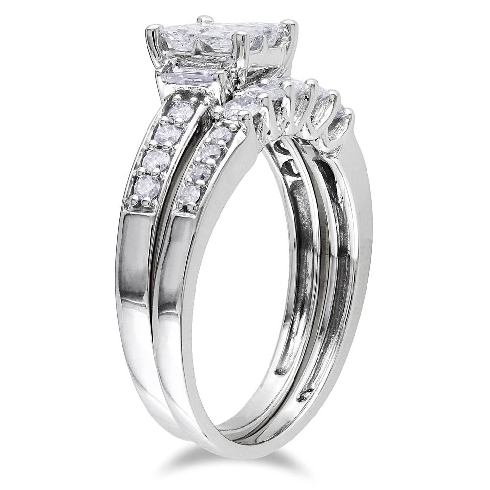 14k White Gold 0.97 CTTW Diamond Bridal Ring Set