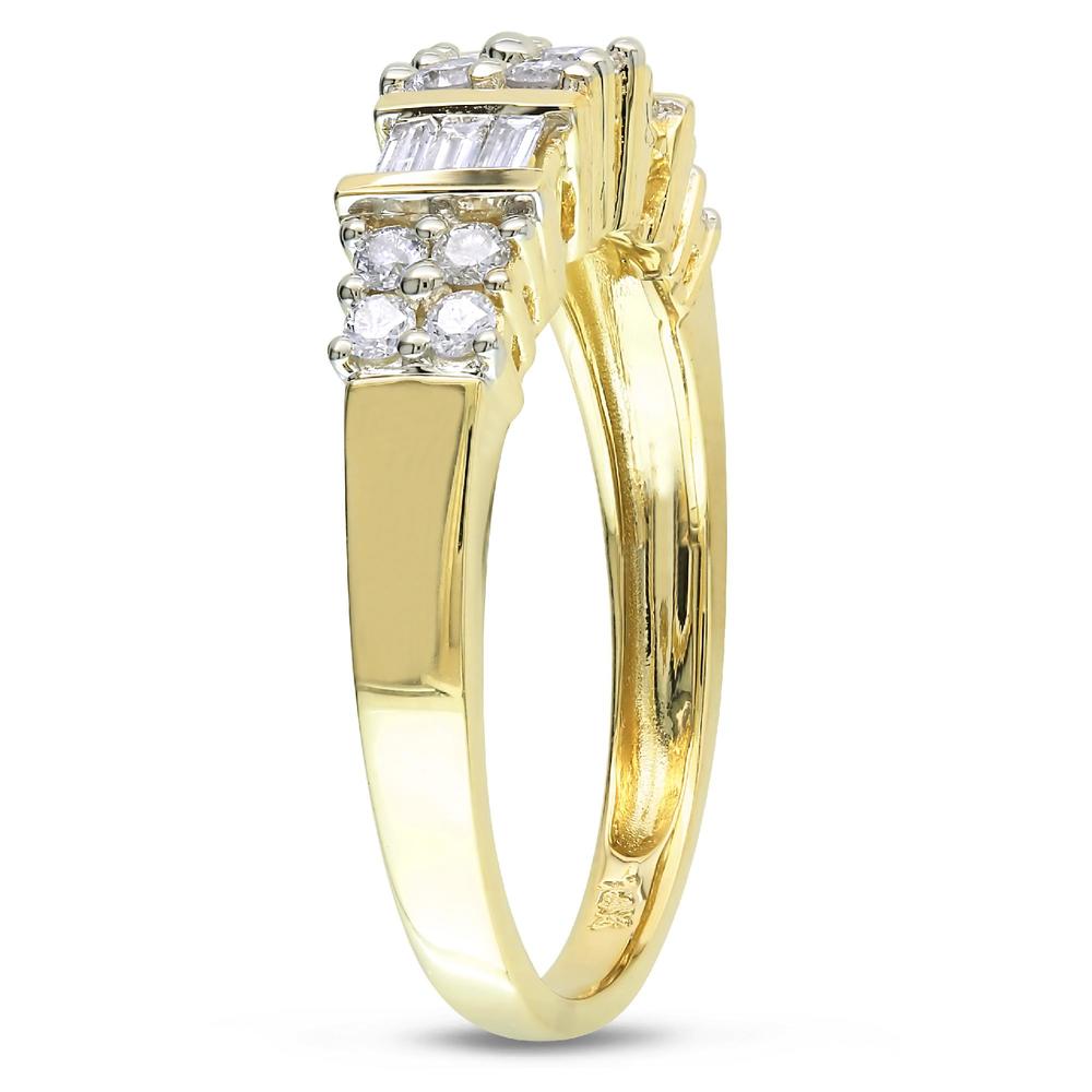 14k Yellow Gold 0.48 CTTW Diamond Engagement Ring