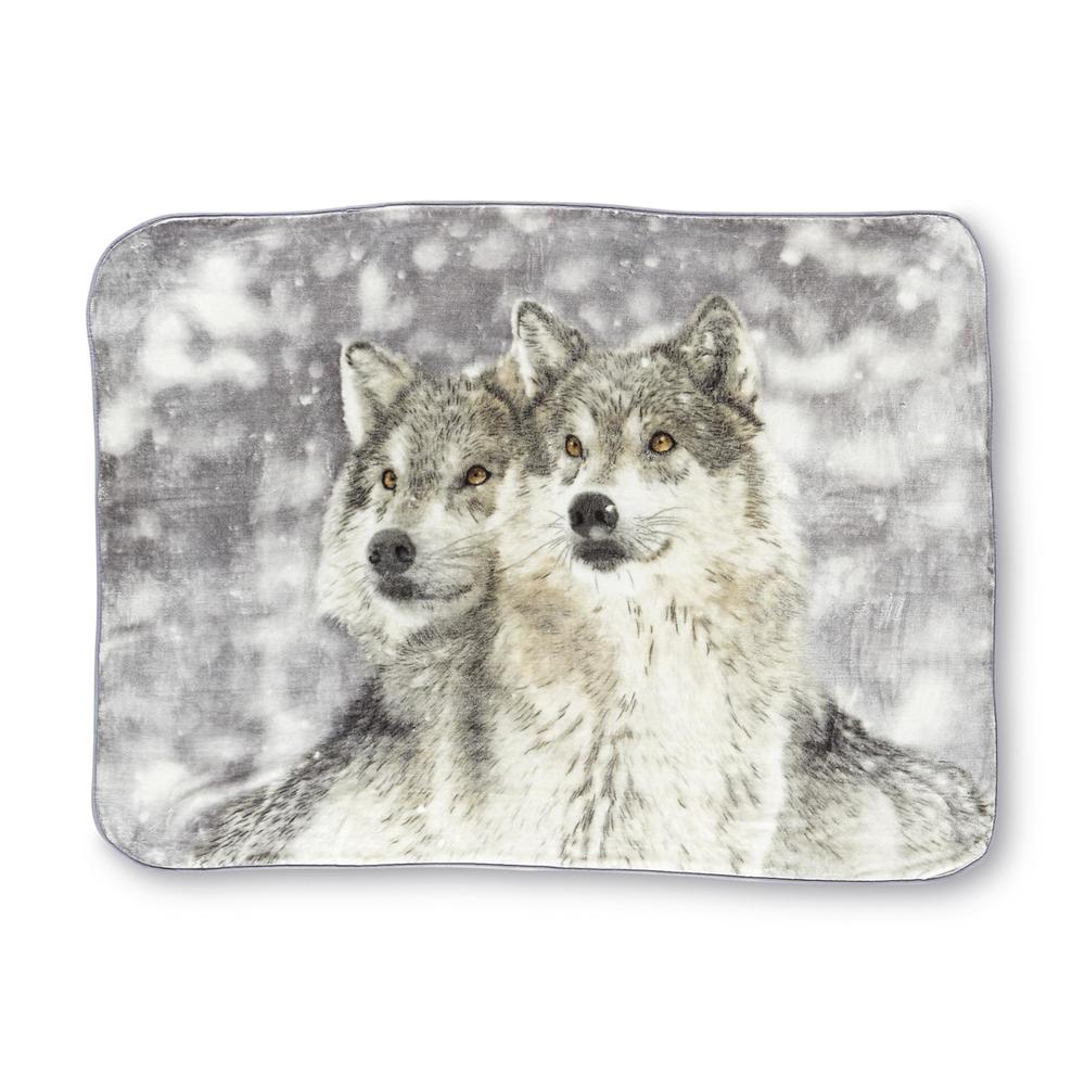 Decorative Fleece Throw - Wolves