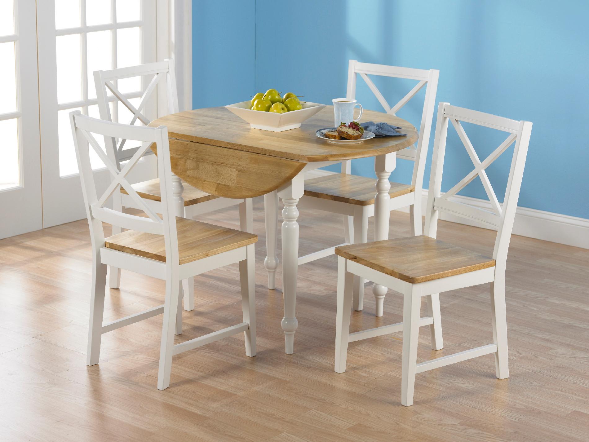 5 pc. Virginia Dining Set in white/natural