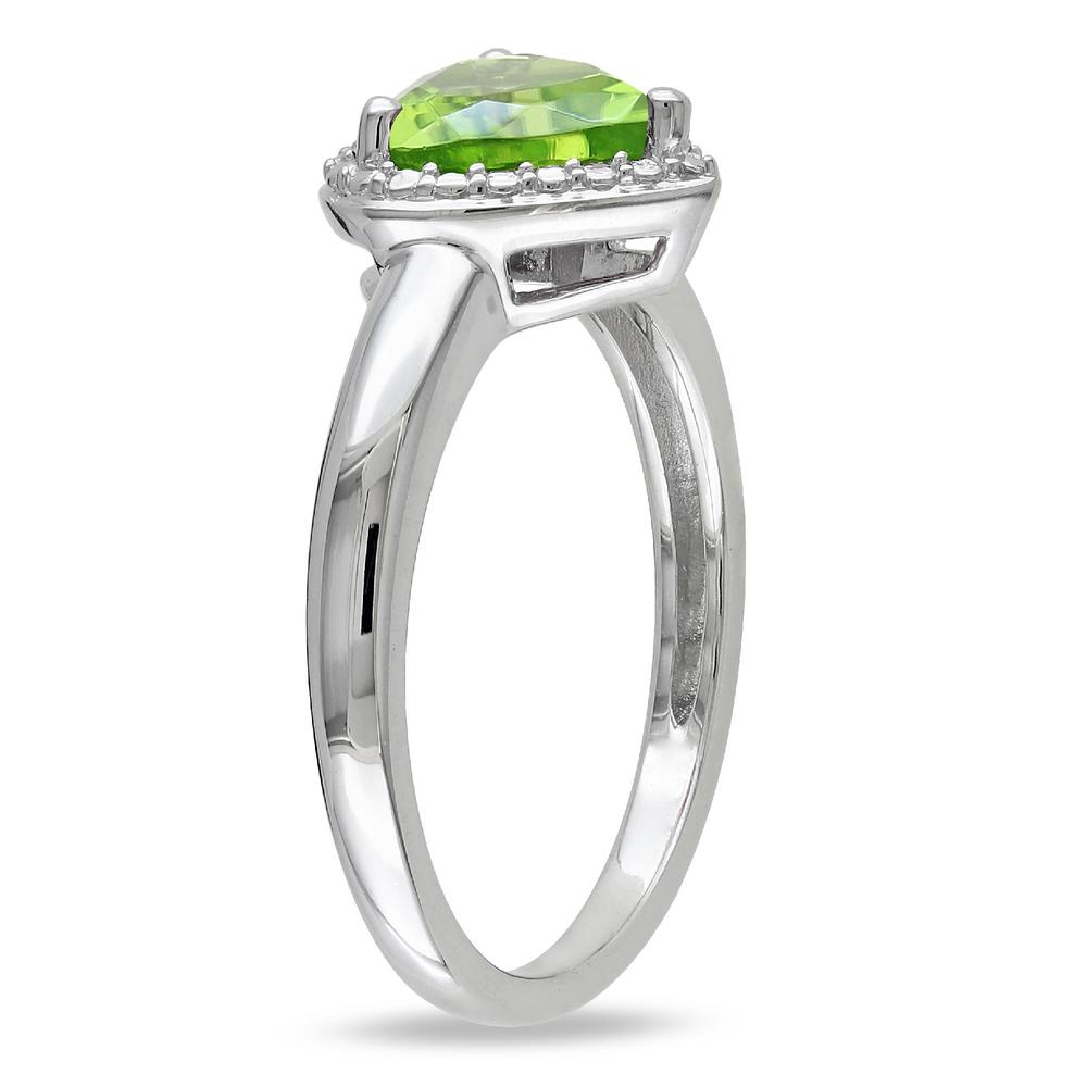 Amour 1 1/3 Carat T.G.W. Peridot Heart Ring in Sterling Silver