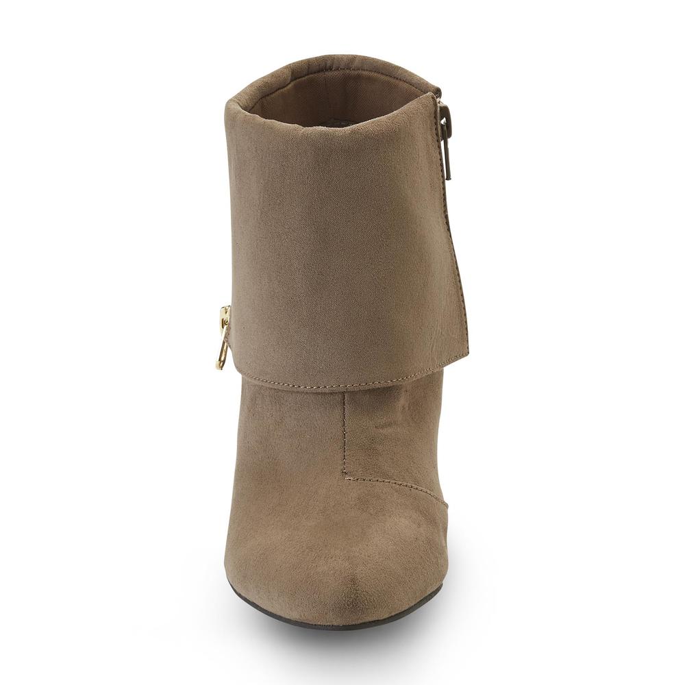 Qupid Women's Lindsay 3" Taupe Ankle Bootie