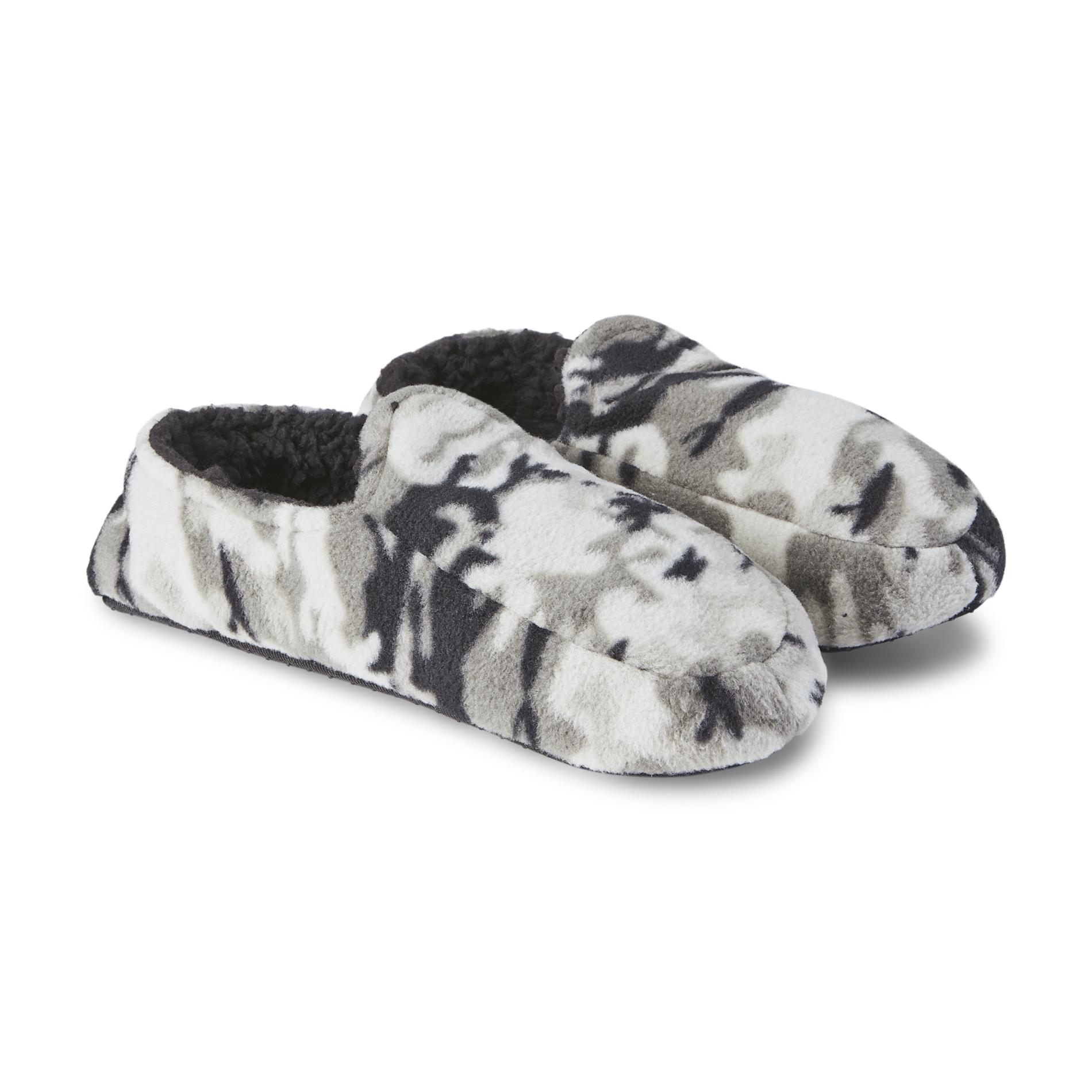 Joe Boxer Men's Gray/Camo Fleece Slipper