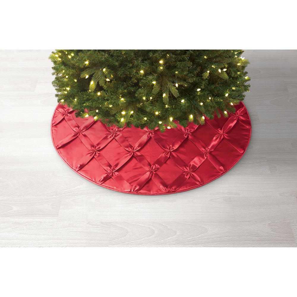 DONNER & BLITZEN Red Christmas Tree Skirt 48"