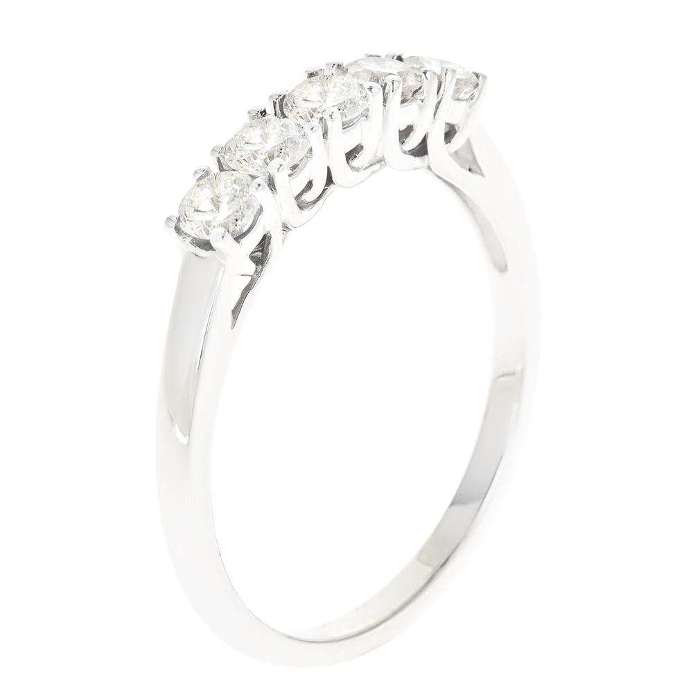New York City Diamond District 14k white gold 5-stone 1/2 cttw diamond band ring