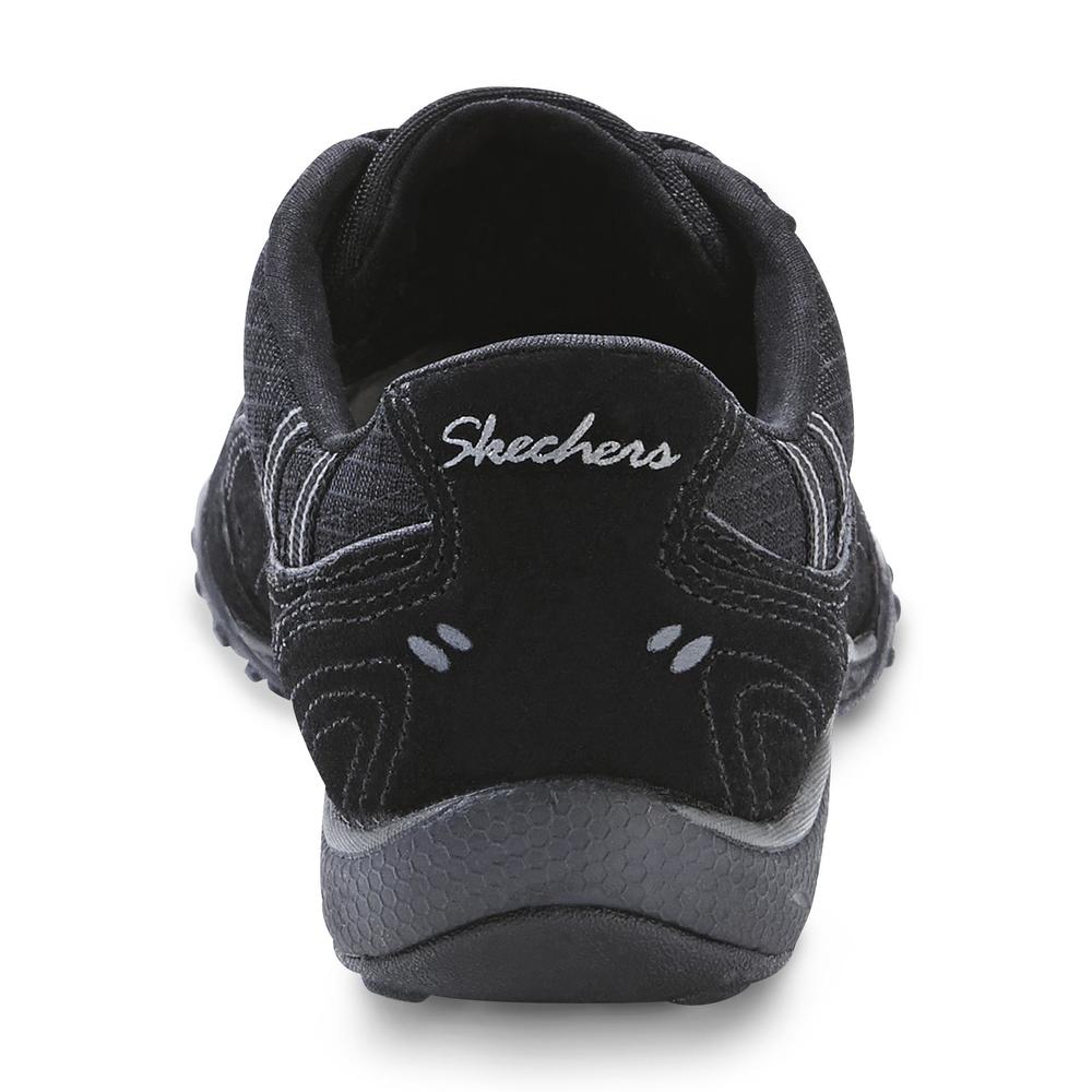 Skechers Women's Relaxed Fit Breathe Easy Just Relax Black Casual Shoe