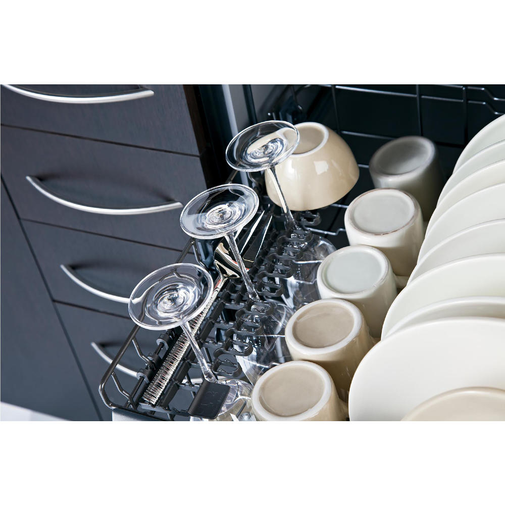 GE Appliances ADT521PGFWS Artistry&#8482; Series 24" Built-In Dishwasher - White