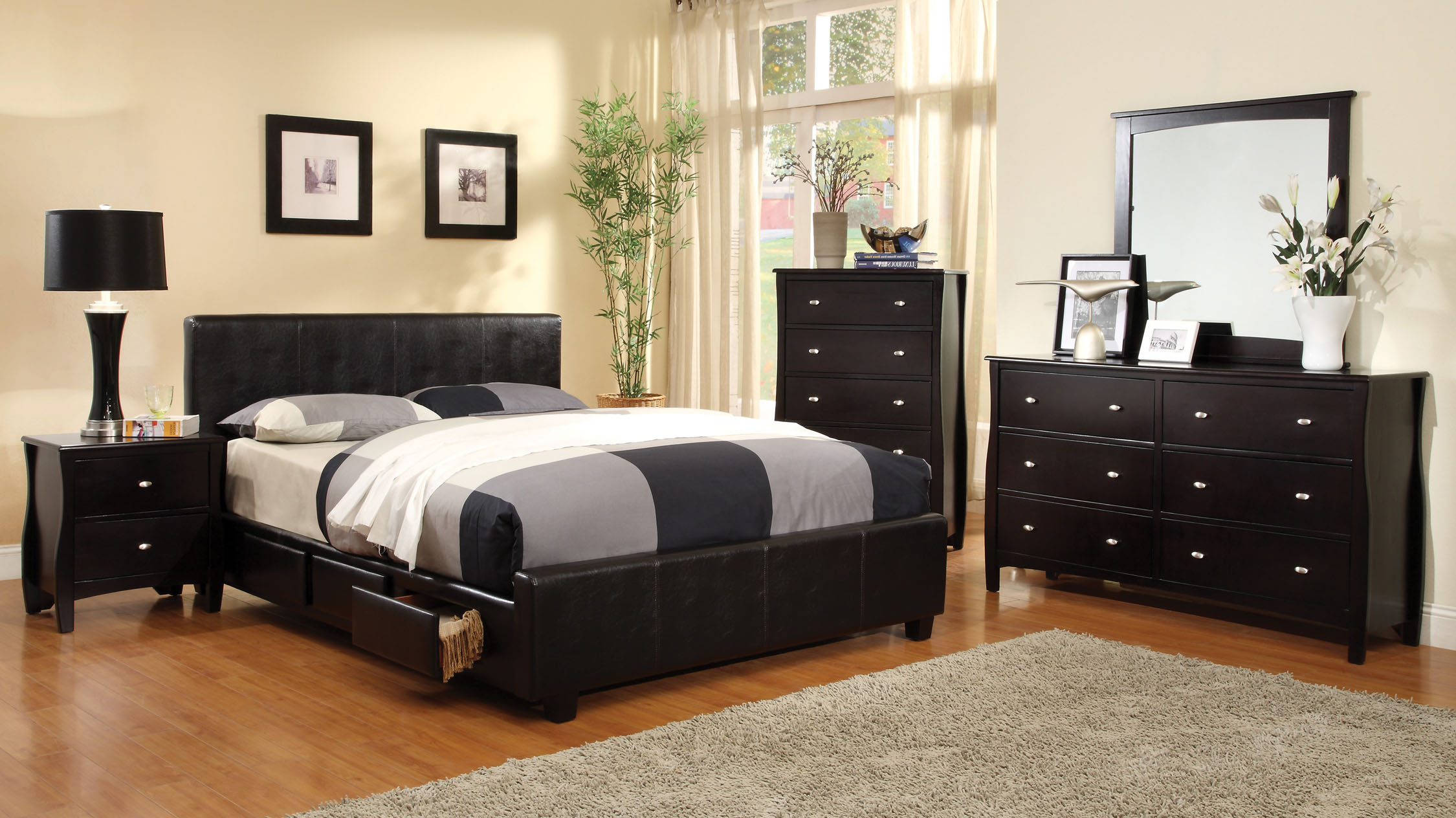 Furniture of America Comiso Espresso Leatherette Platform Bed