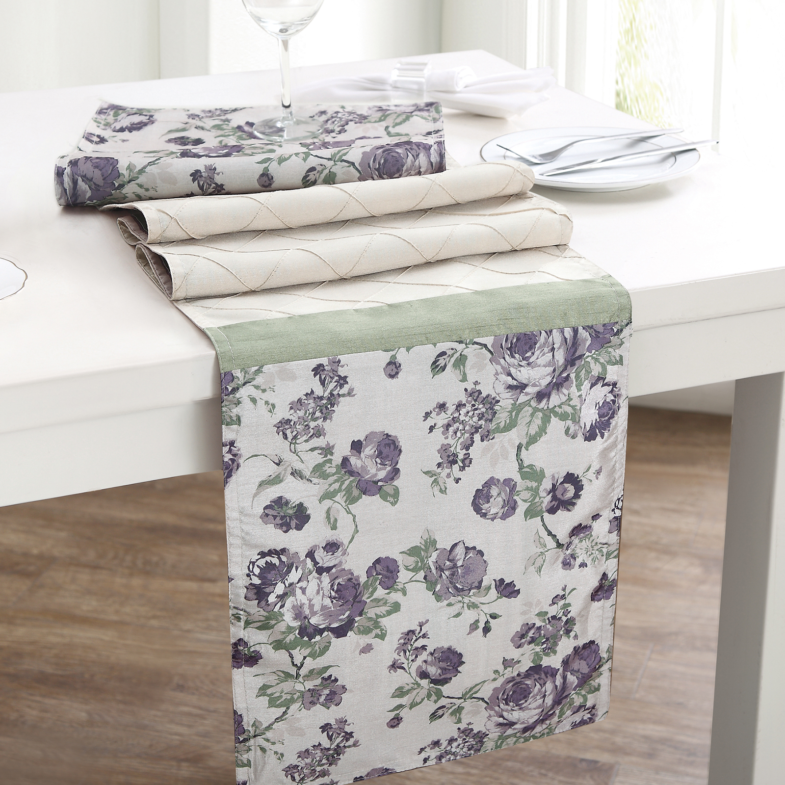 VCNY Home Chelsea Floral Printed Runner