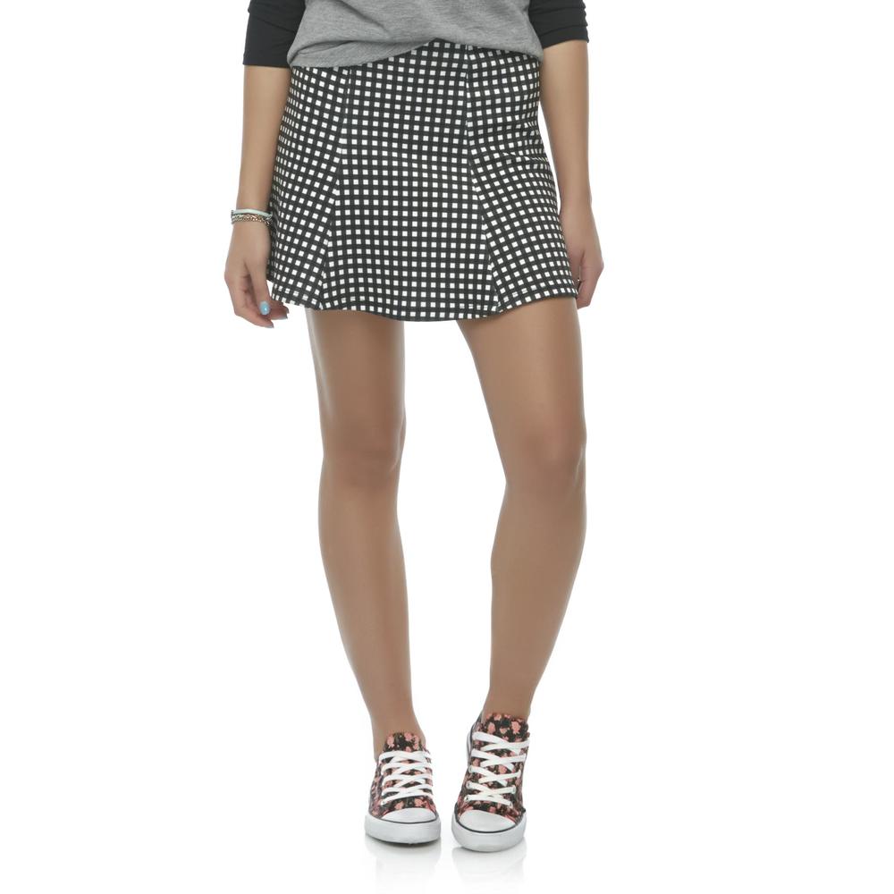 Seventeen Junior's Skater Skirt - Checkered