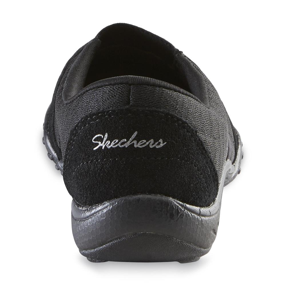 Skechers Women's Relaxed Fit Breathe Easy Resolution Black Memory Foam Sneaker