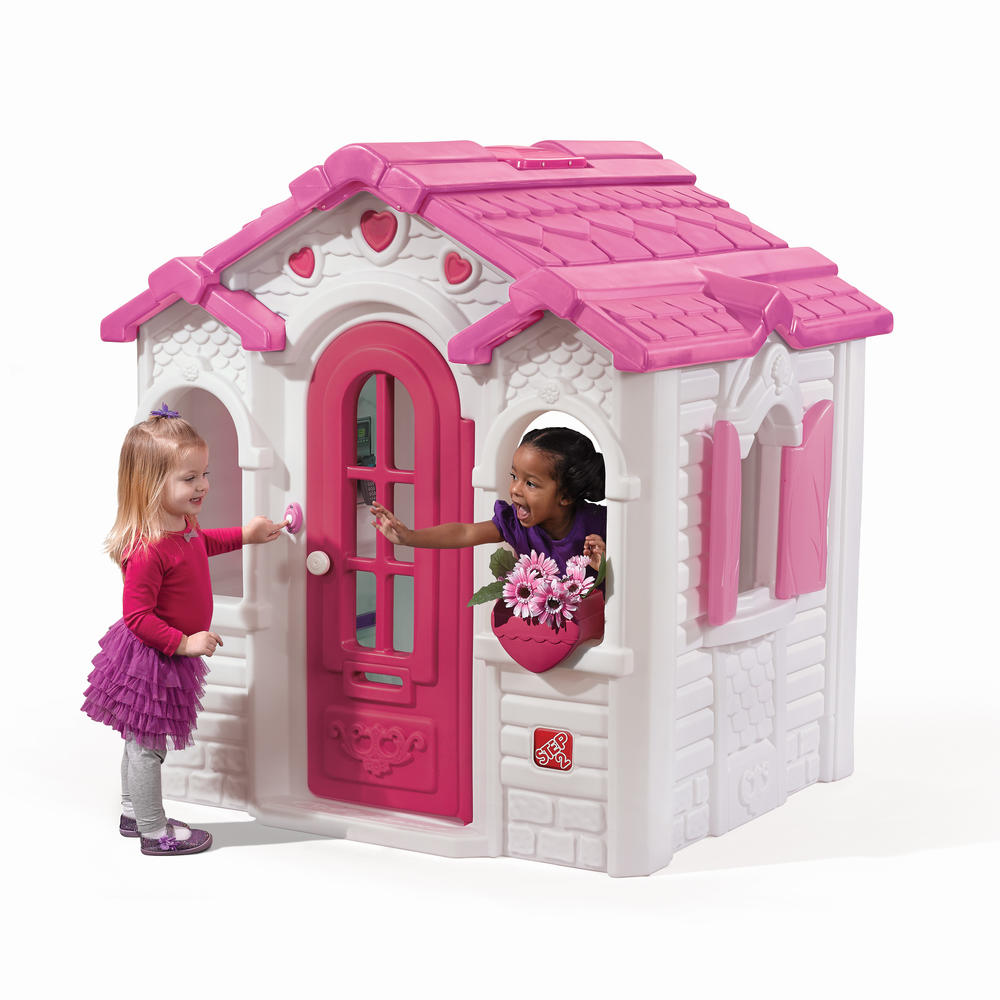 Step 2 Sweetheart Playhouse