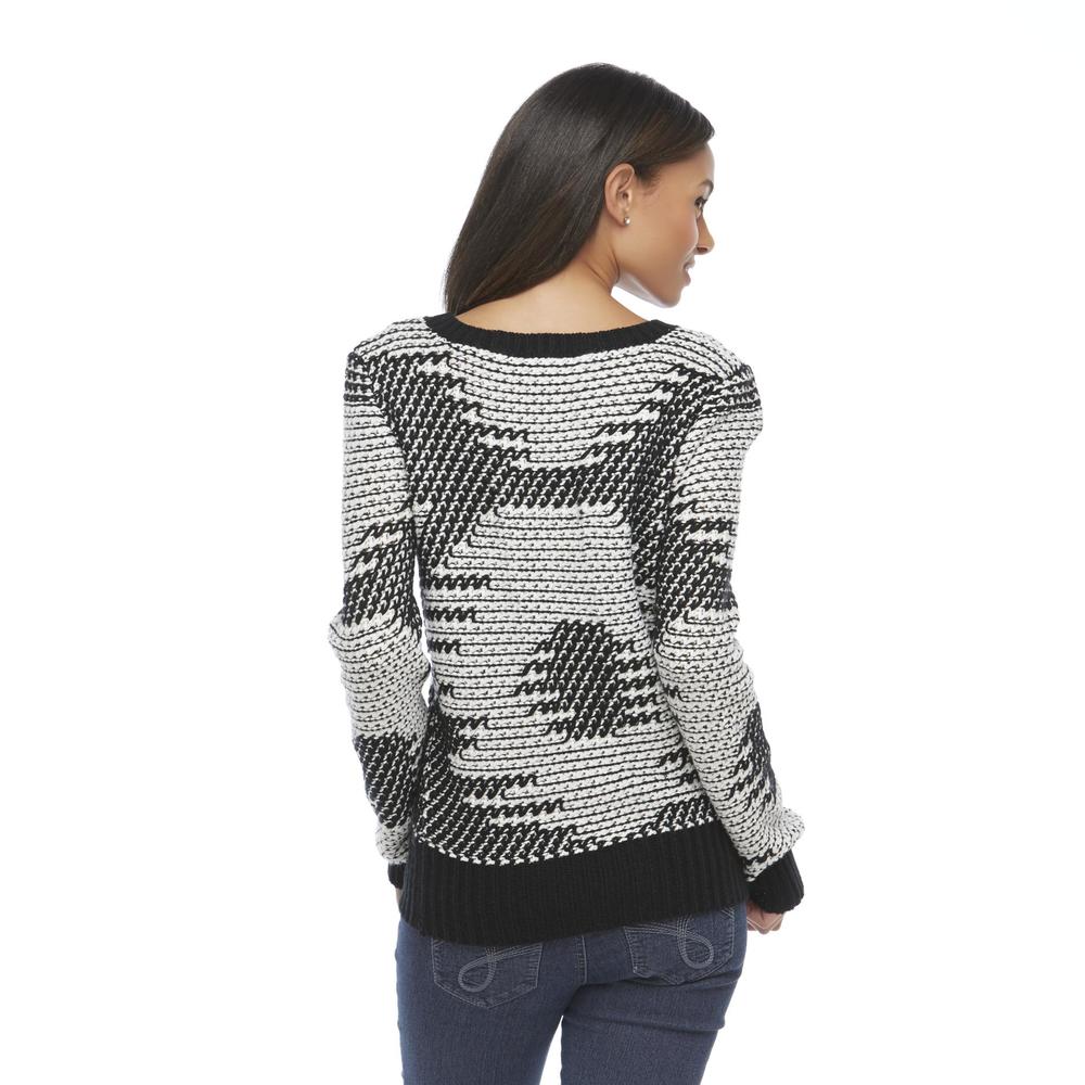 Metaphor Women's Chunky Knit Sweater - Abstract Pattern