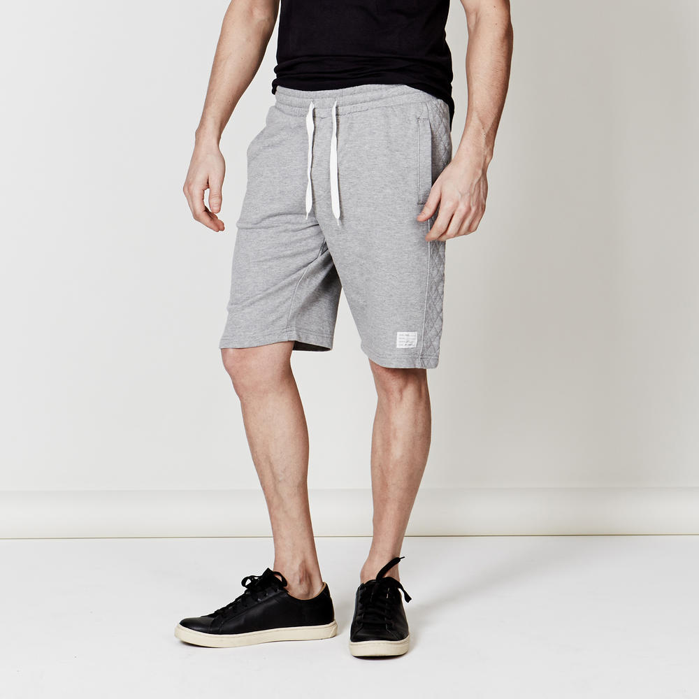 Adam Levine Men&#8217;s Jogger Short with Quilted Side Panel