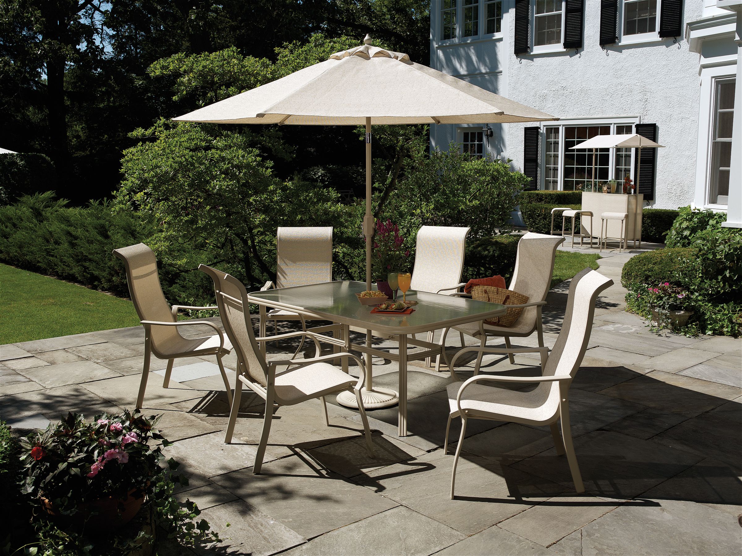 bristol patio set