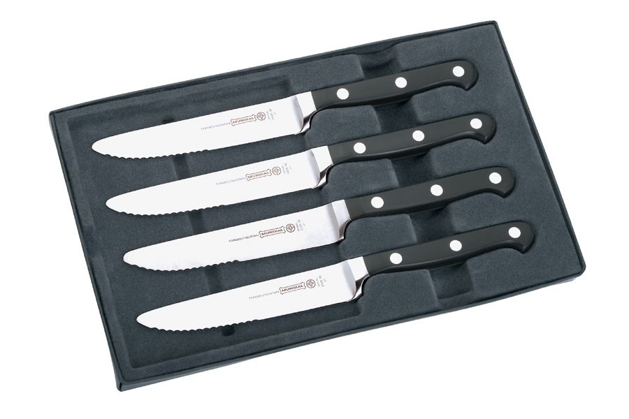 Mundial 5100 Series Black Fully Forged Cutlery 4 Piece 5" Steak Knife Set - Serrated E