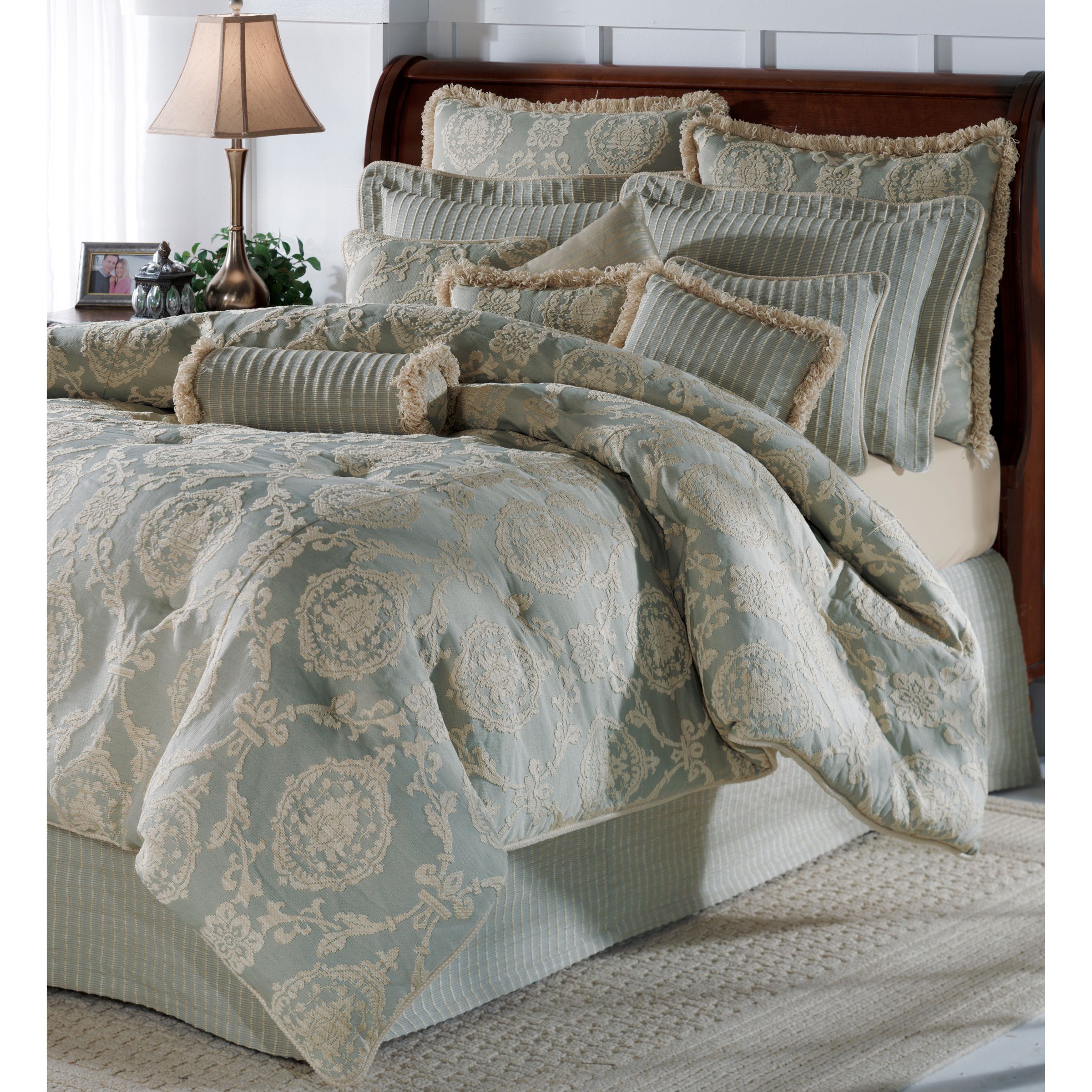Jane Seymour Abbey Stone Comforter Set