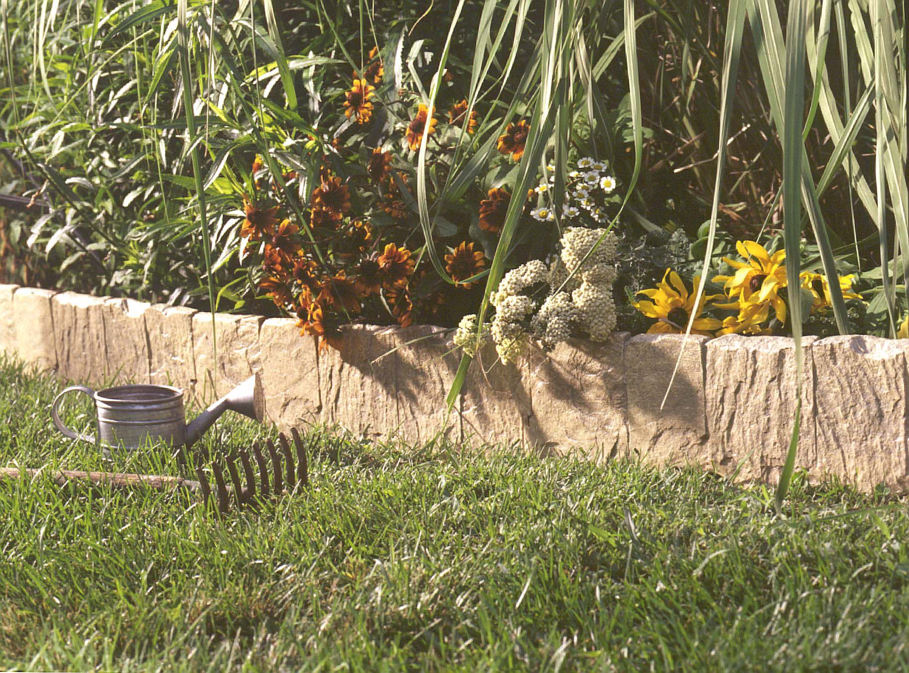 Suncast FSE10LS Flagstone Edging