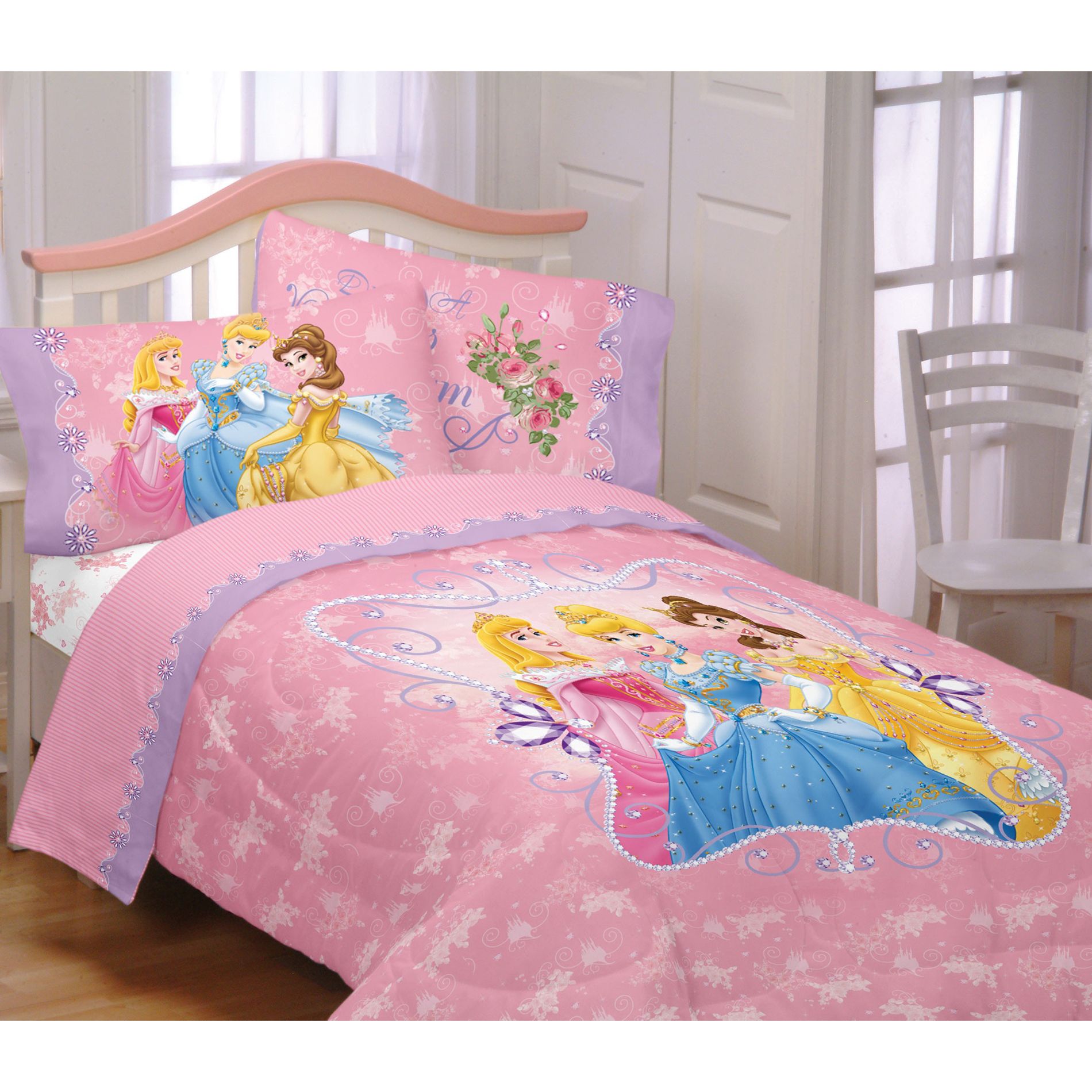 Disney Loving Hearts Princess Comforter