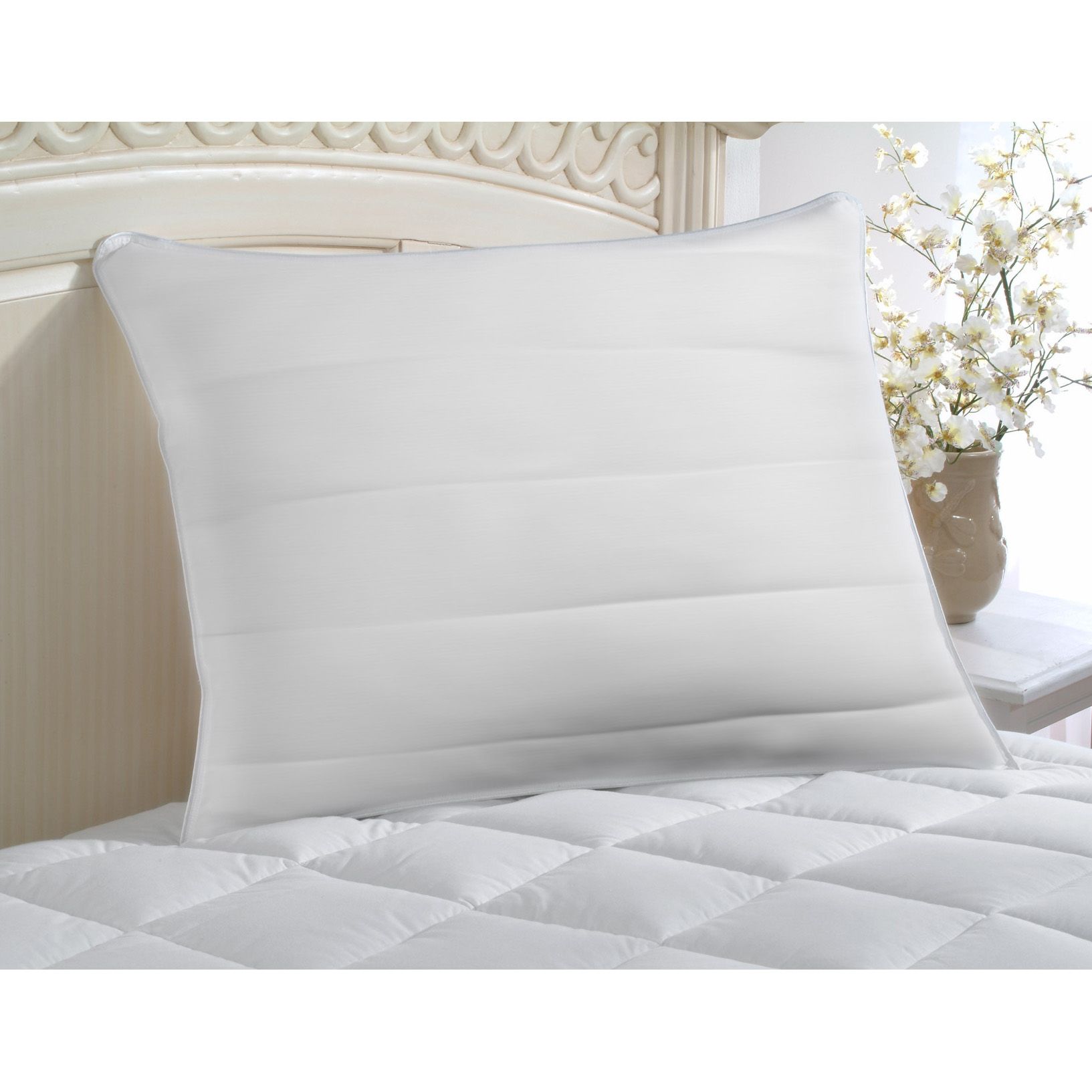 OOdles 300 Thread Count Pillow