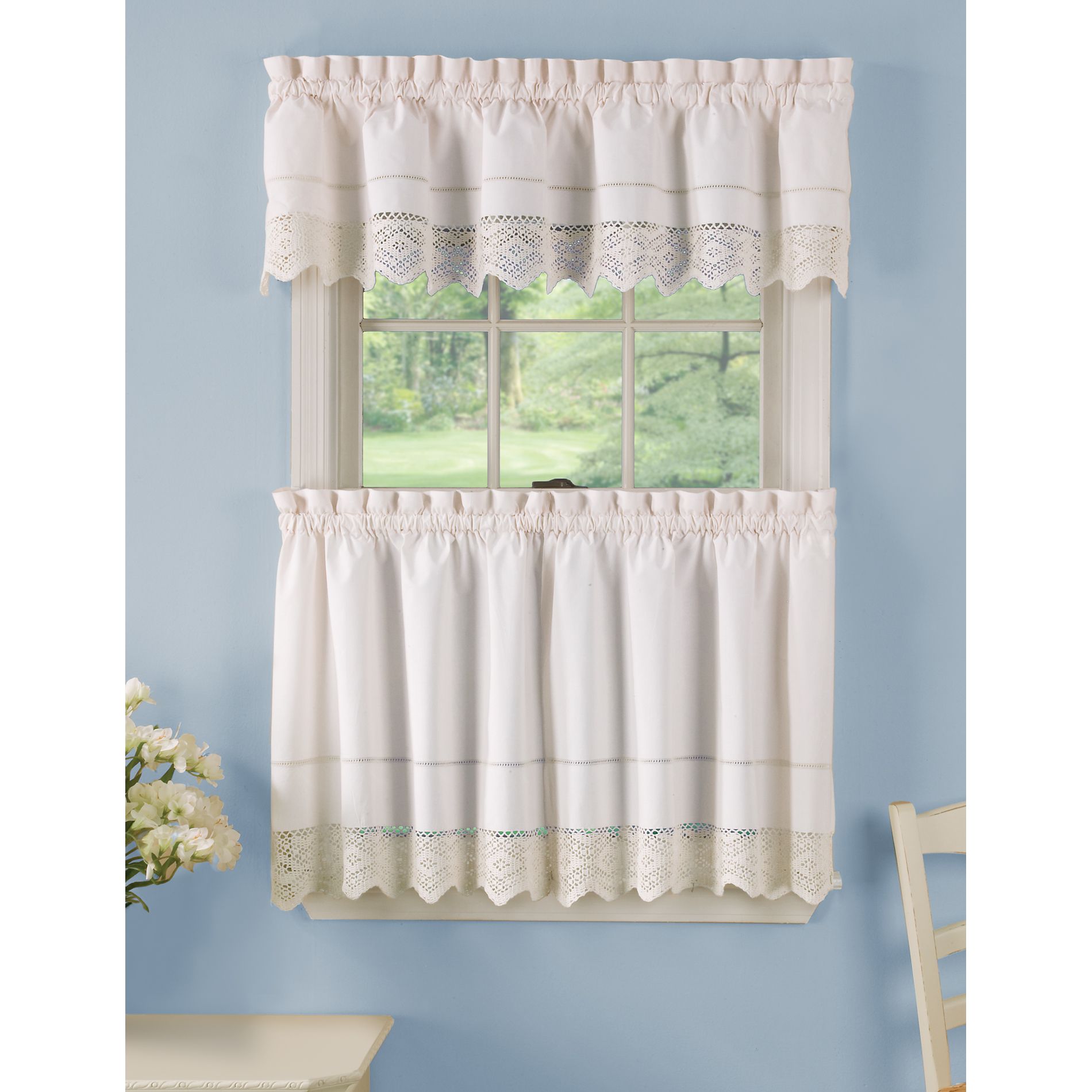 Country Classics White Crochet Tier Curtains