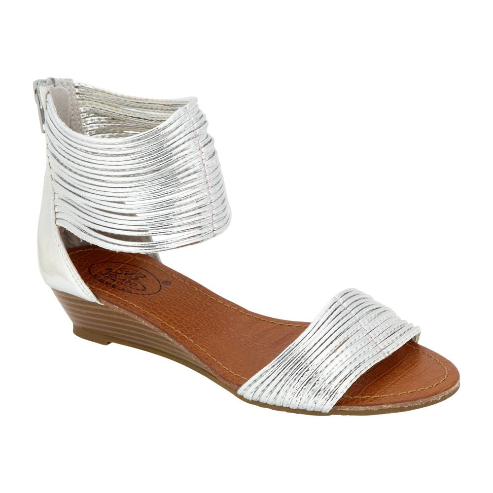 Bolaro Women's Durene Flat Sandal with Zipper &#45; Silver
