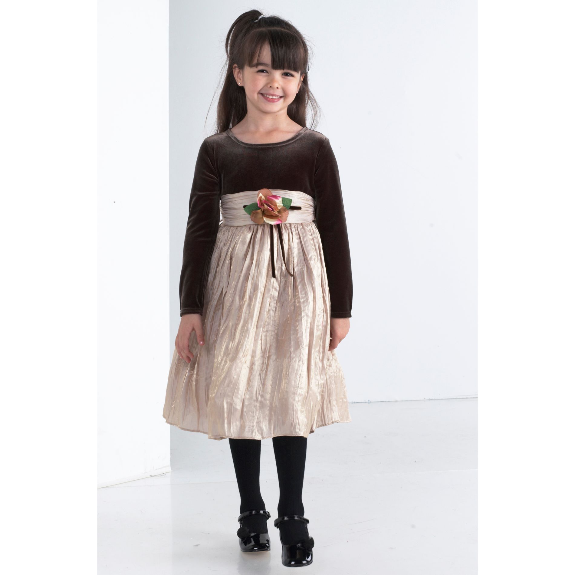 Youngland Girl&#39;s 4-6X Long Sleeve Fancy Dress - Velvet Bodice, Shimmer Pucker Pleat Crinkle Skirt